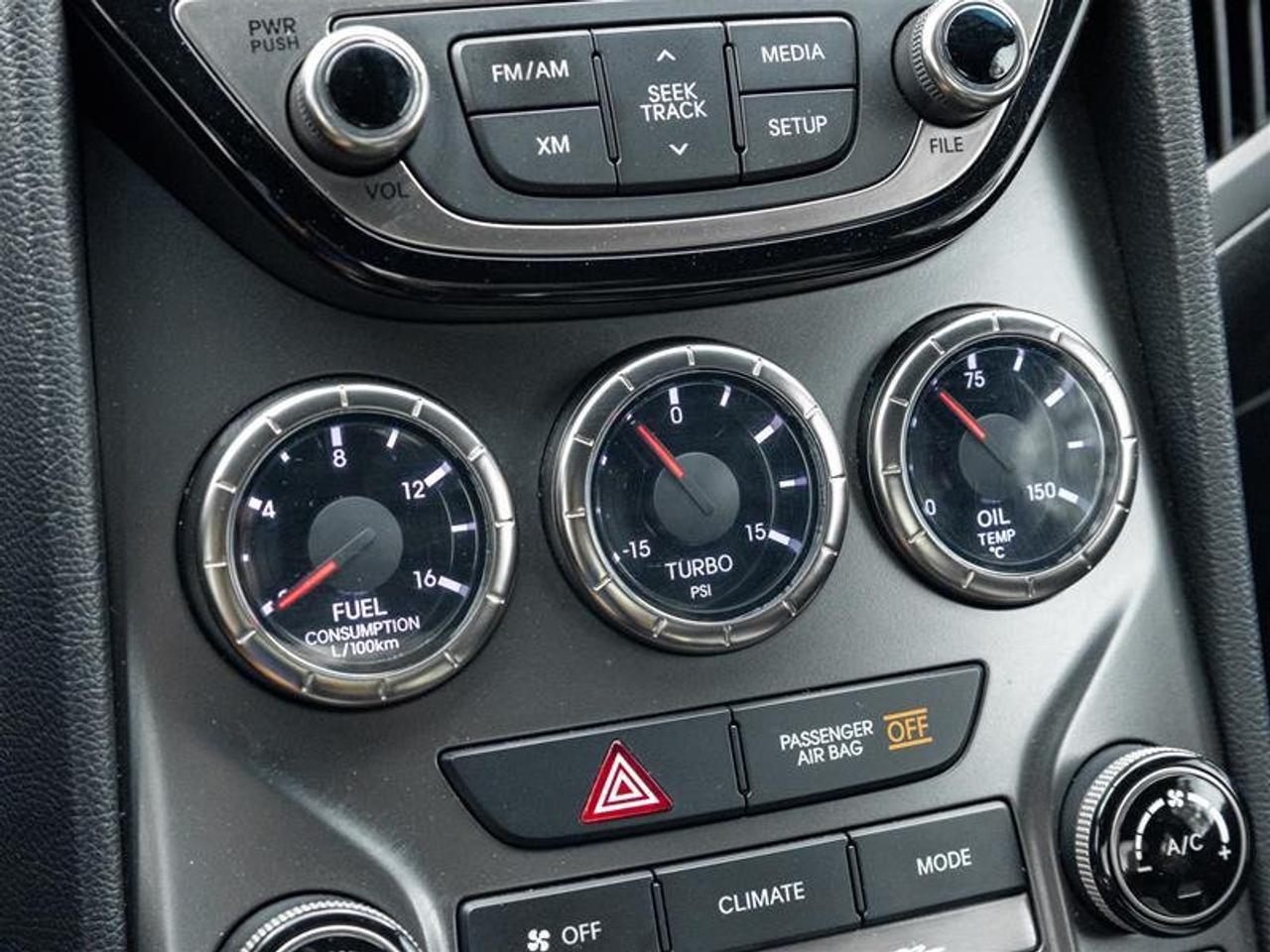 2013 Hyundai Genesis Coupe 2.0T Premium at Photo