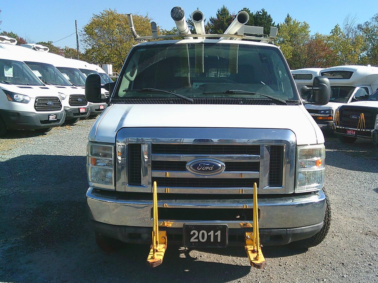 2011 Ford Econoline E-350 GENERATOR/INVERTER/TOW PKG Photo