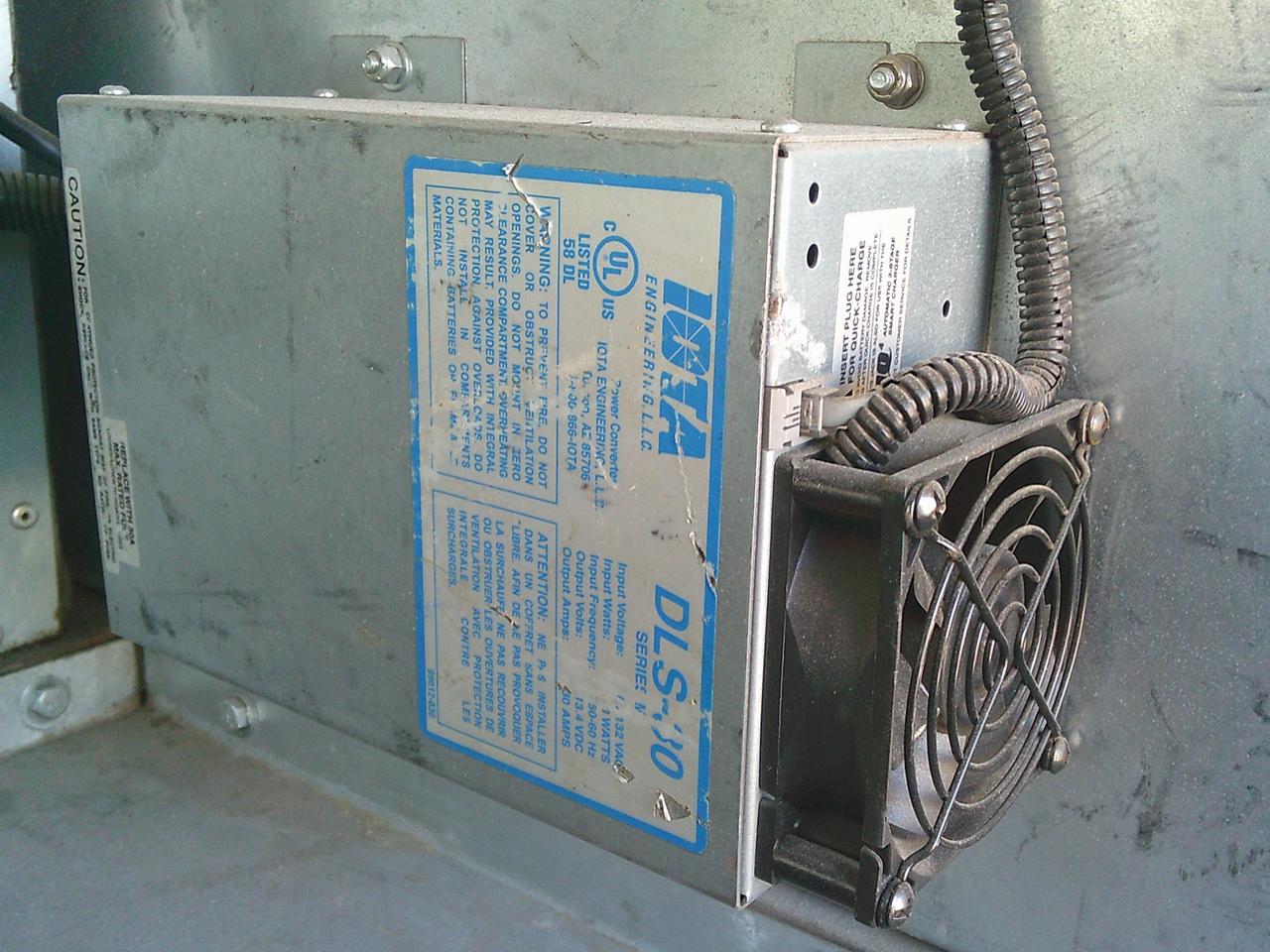 2011 Ford Econoline E-350 GENERATOR/INVERTER/TOW PKG Photo