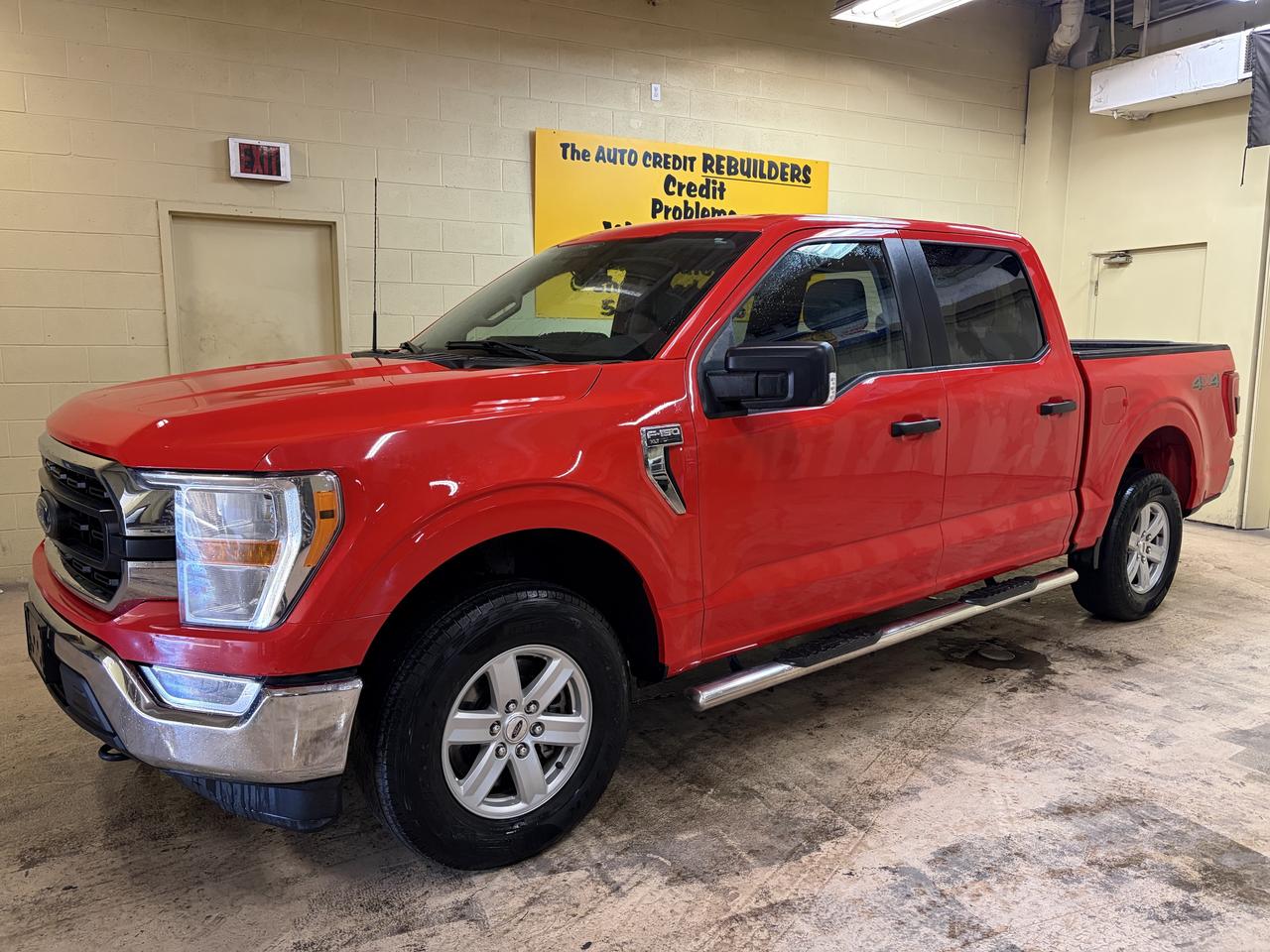 2022 Ford F-150 XLT Photo2