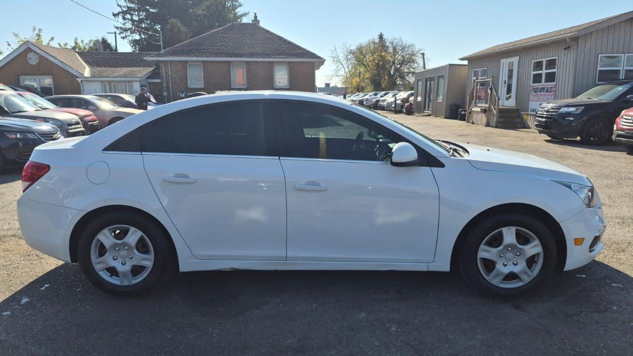 2016 Chevrolet Cruze LT, NAVI, LEATHER, SUNROOF, AUTO, ONLY 109KM, CERT Photo