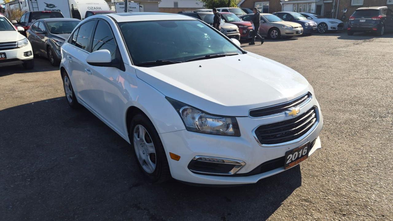 2016 Chevrolet Cruze LT, NAVI, LEATHER, SUNROOF, AUTO, ONLY 109KM, CERT Photo