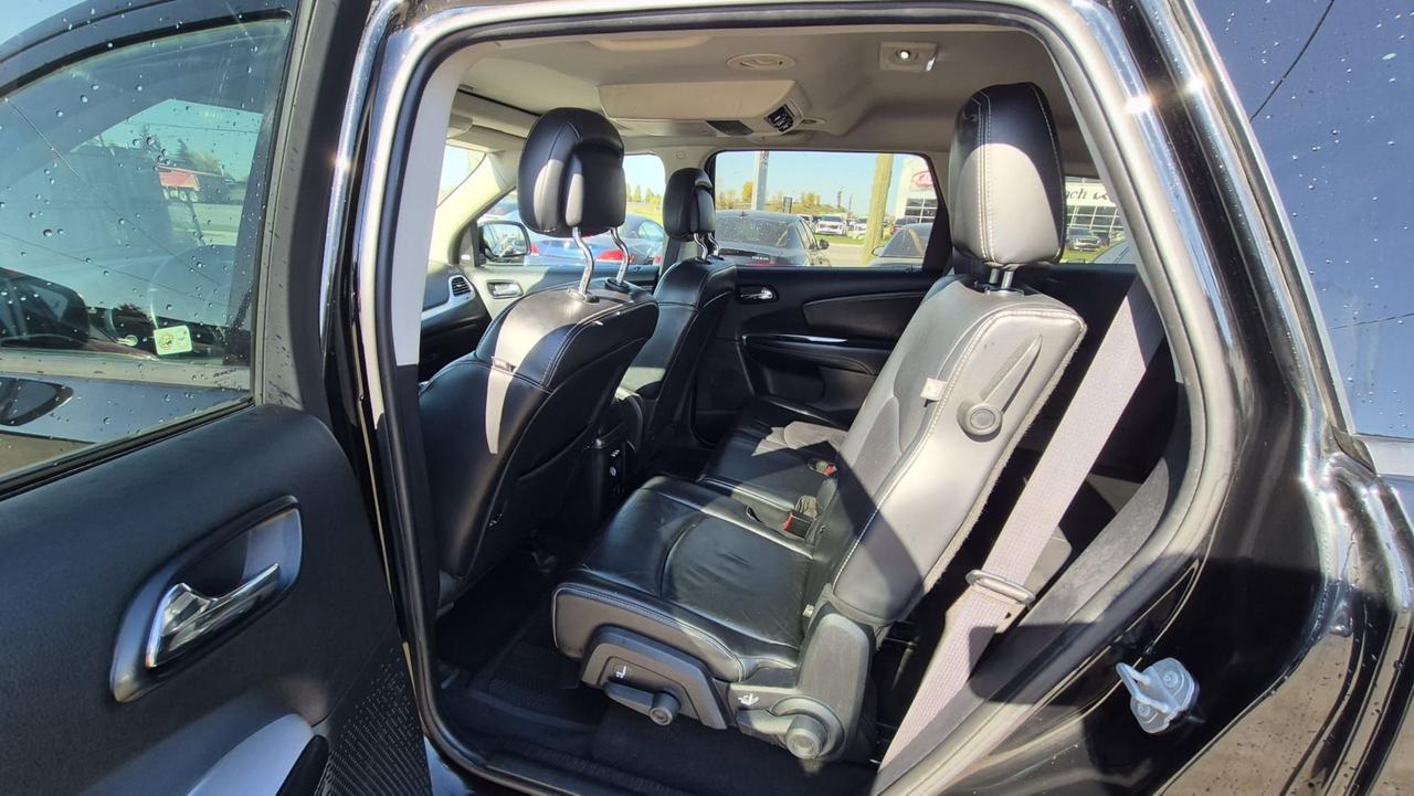 2017 Dodge Journey GT, 7 PASSENGER, LEATHER, LOADED, AWD, CERTIFIED Photo
