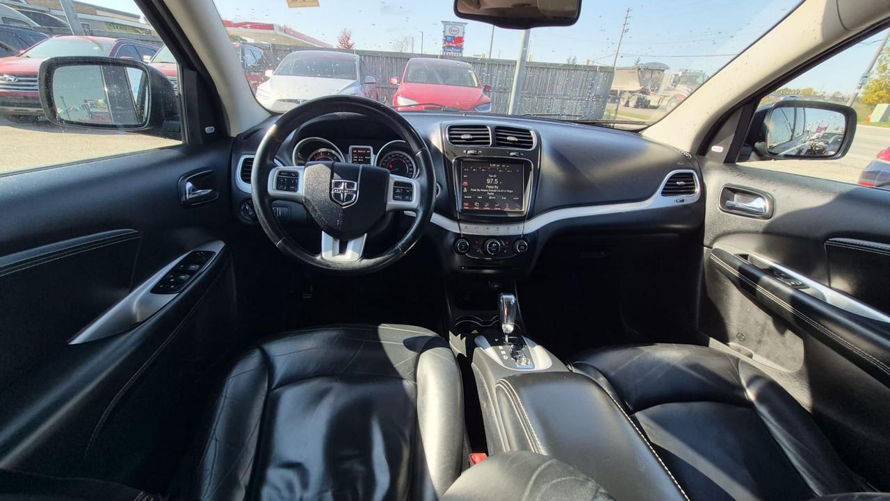 2017 Dodge Journey GT, 7 PASSENGER, LEATHER, LOADED, AWD, CERTIFIED Photo