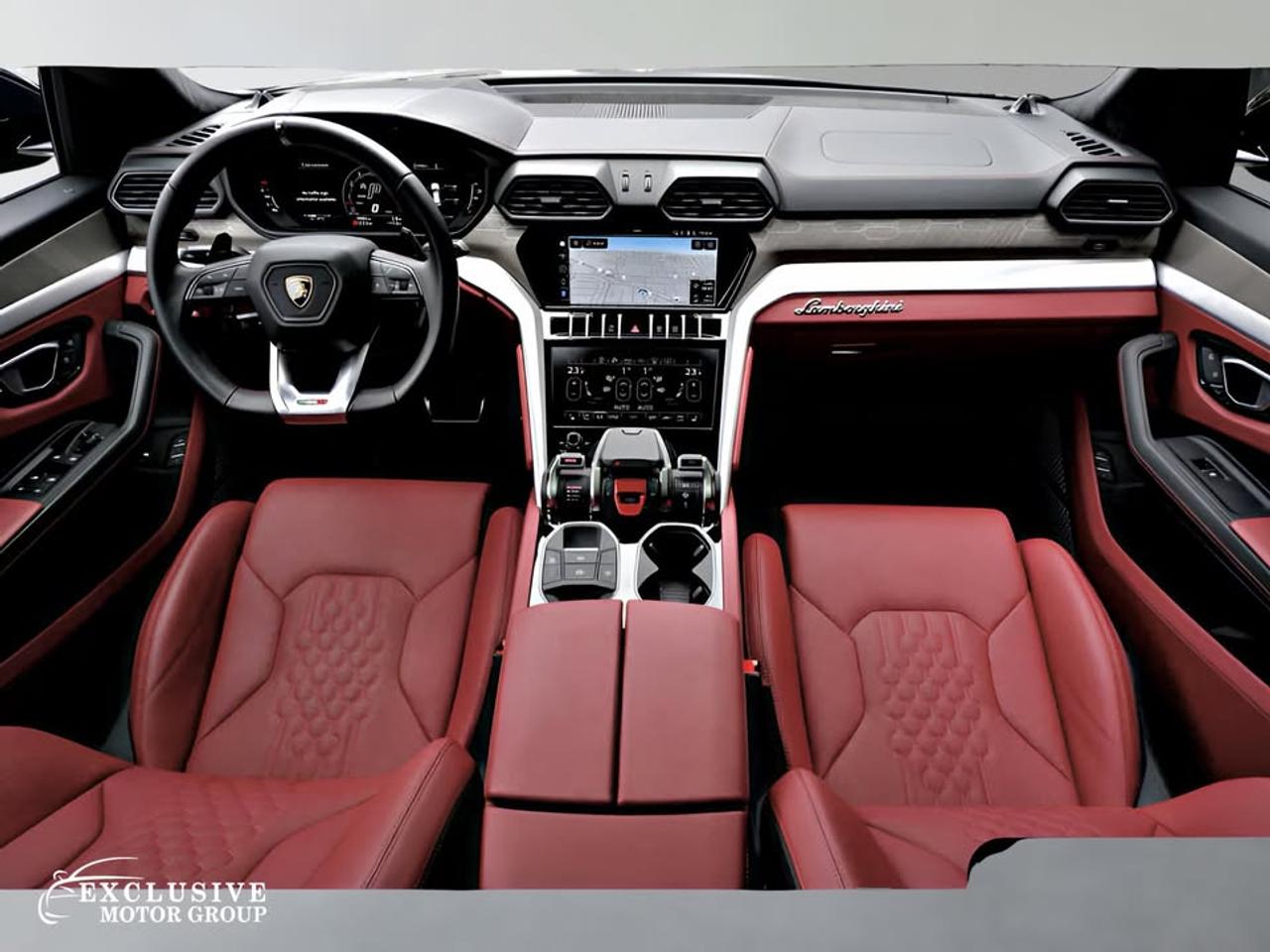 2023 Lamborghini Urus S - Photo #13