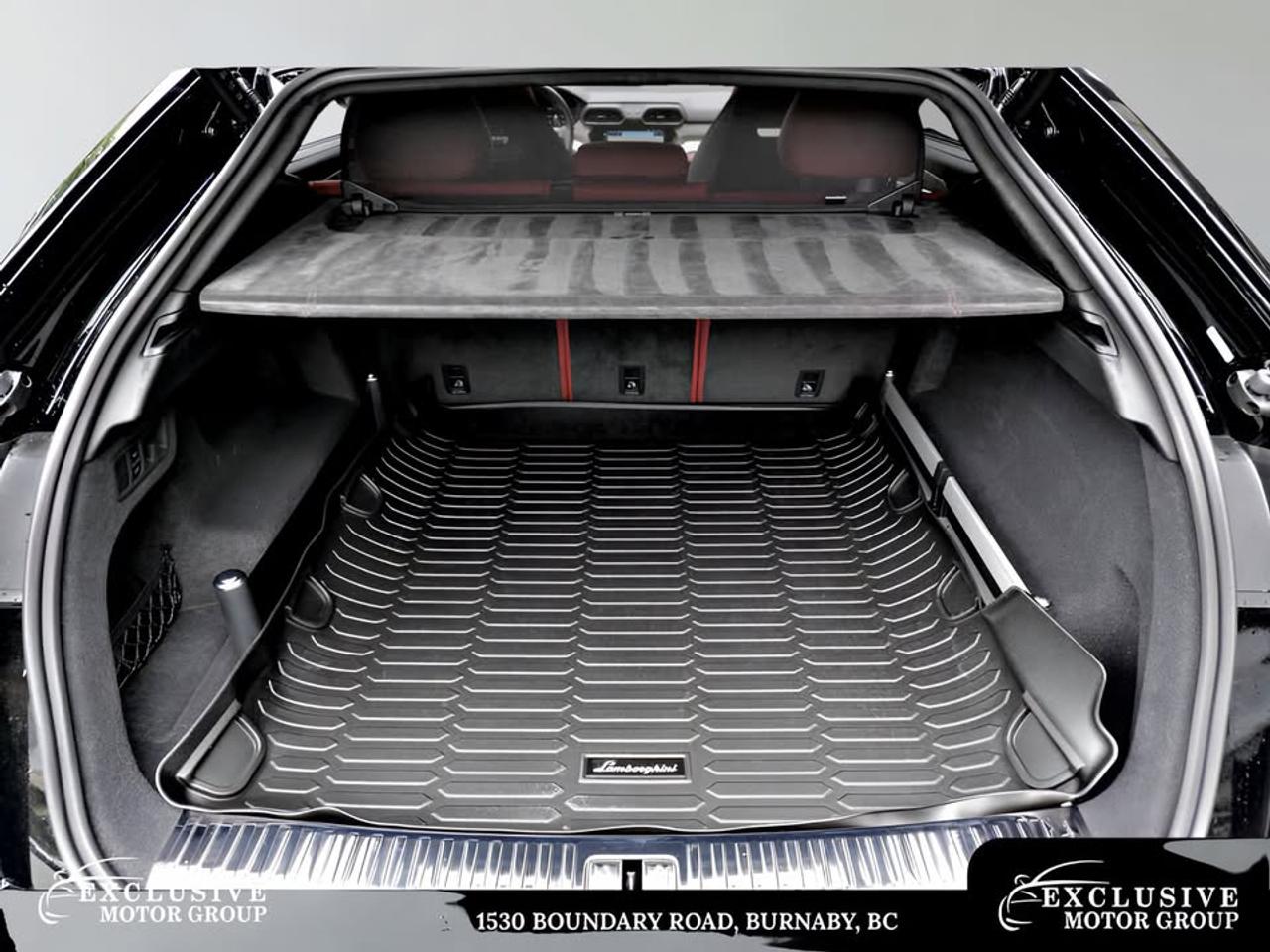 2023 Lamborghini Urus S Photo