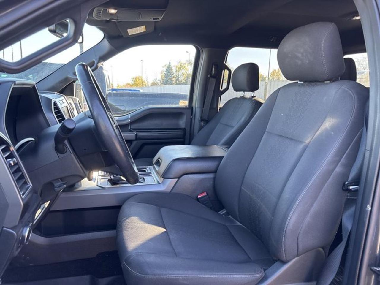 2019 Ford F-150 XLT Sport SuperCrew 5.5' Box 4WD | No Accidents Photo2