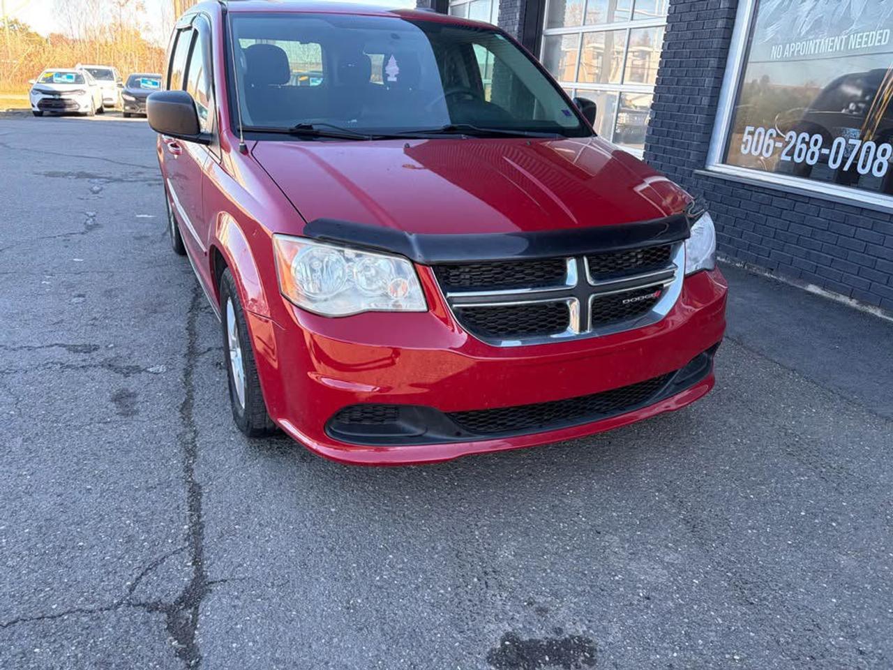 2013 Dodge Grand Caravan SE - Photo #2