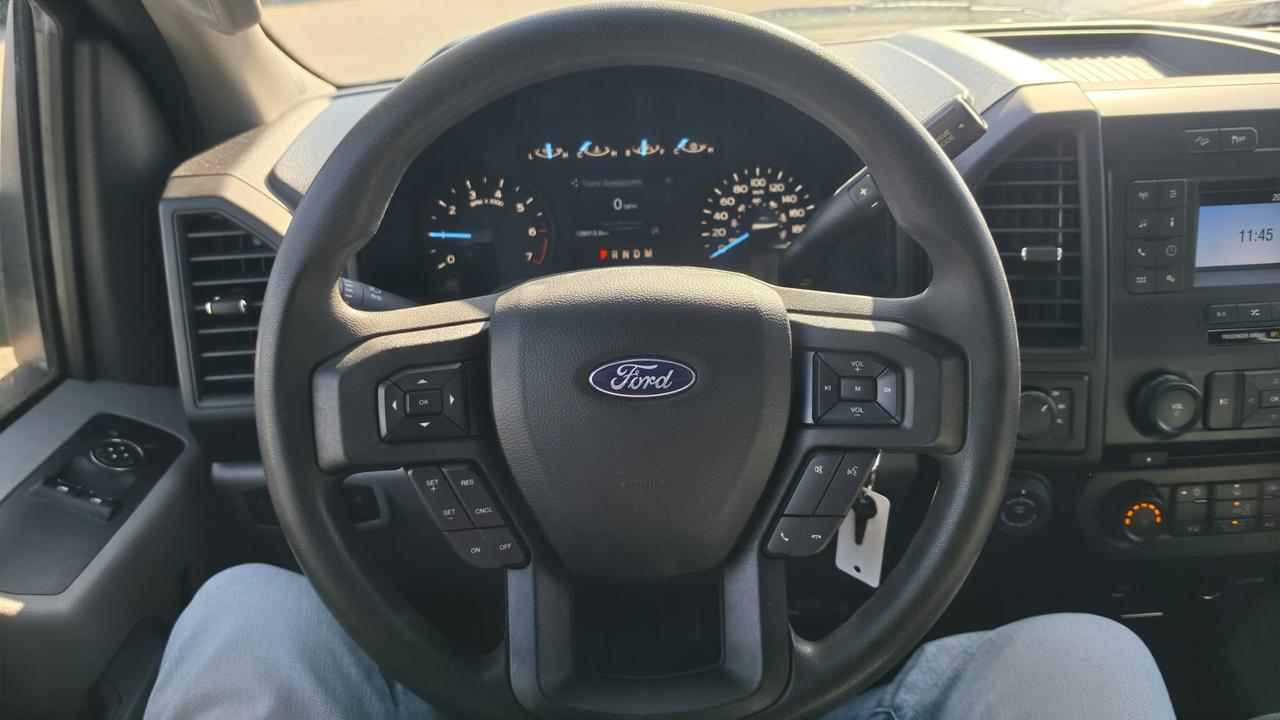 2018 Ford F-150 SPORT / REG CAB SHORT BOX / 5.0L / 4X4 / Photo4