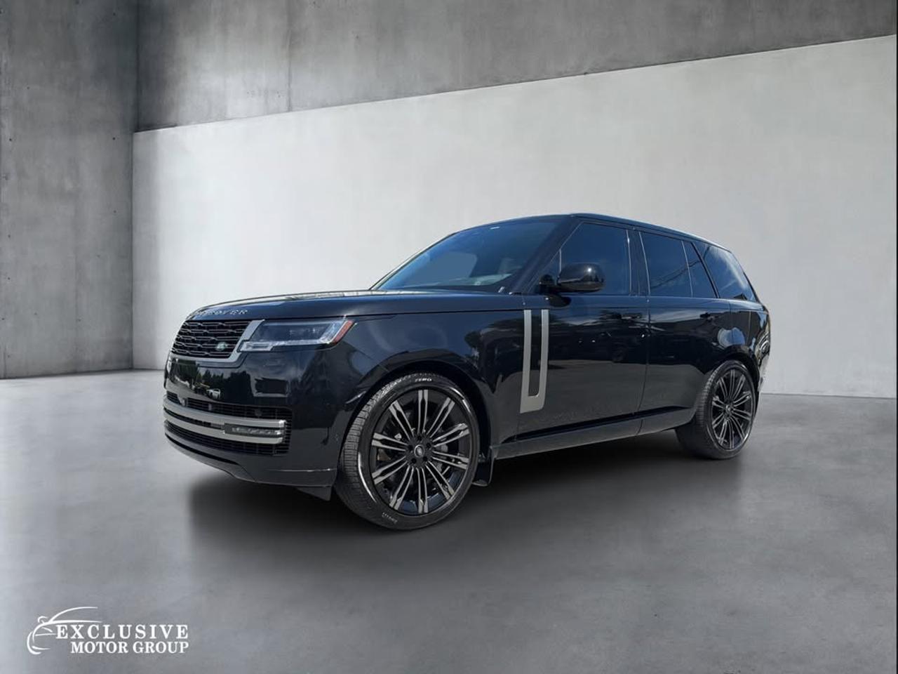 2024 Land Rover Range Rover SE Photo