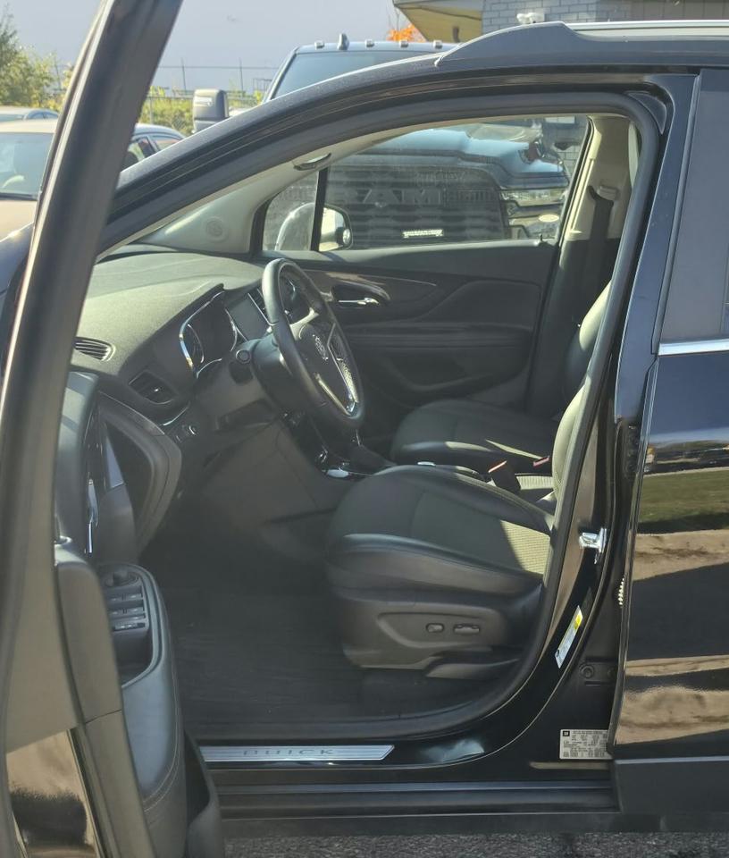 2018 Buick Encore PREFERRED / CRUISE / BLUETOOTH / PWR SEAT / LOW KM Photo3