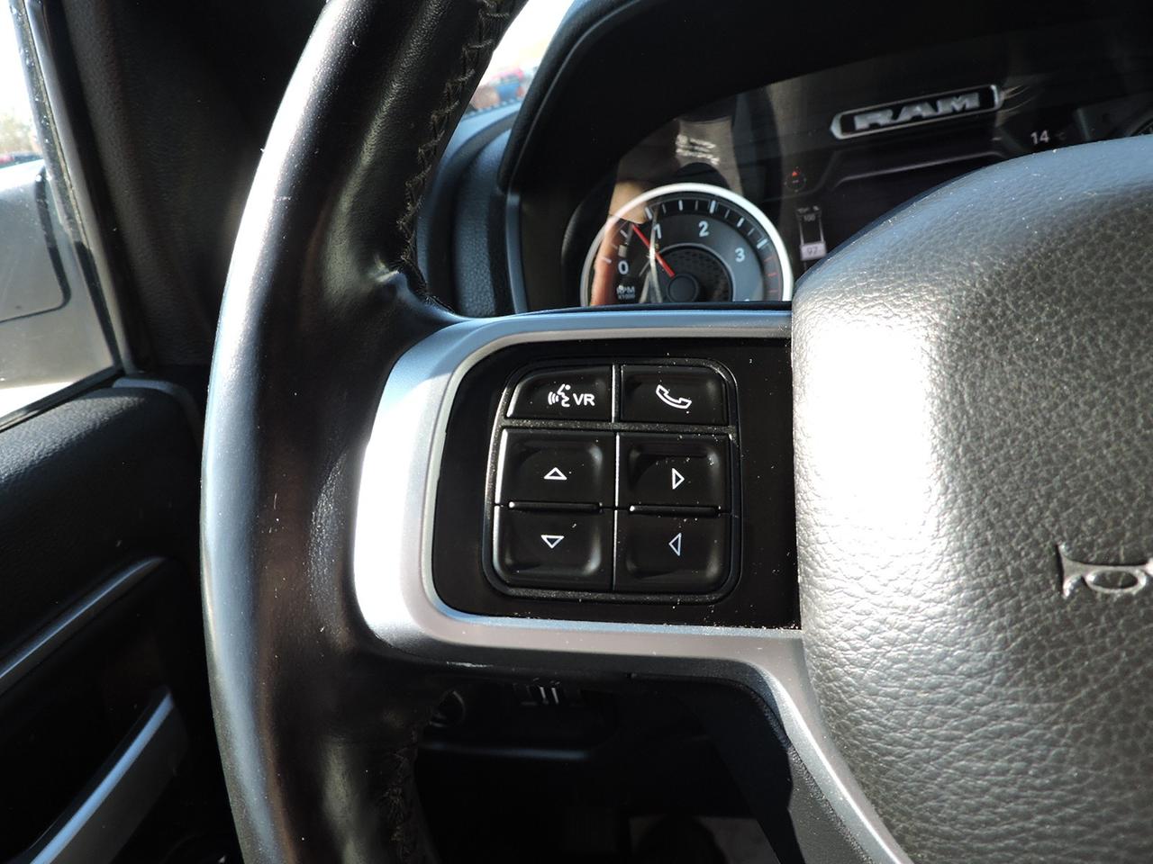 2019 RAM 2500 Big Horn Diesel 4X4 No Winters 1-Owner 141000KMS Photo