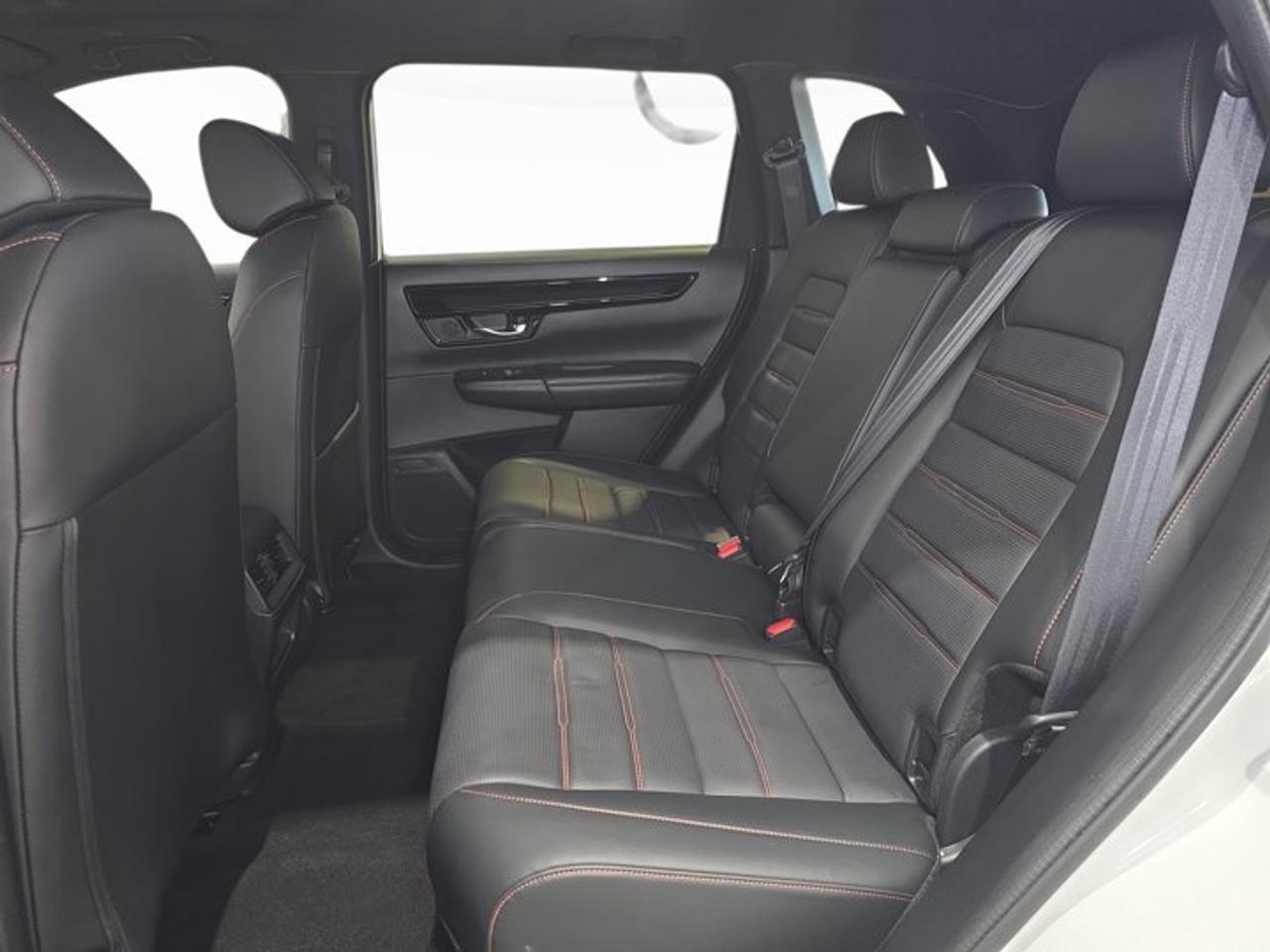 2025 Honda CR-V Hybrid Sport Touring Photo