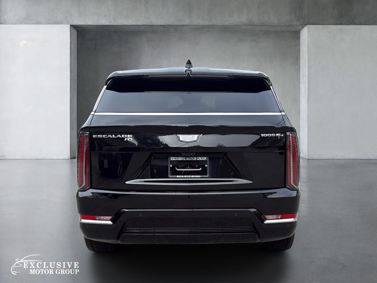 2025 Cadillac Escalade Luxury 1 Photo