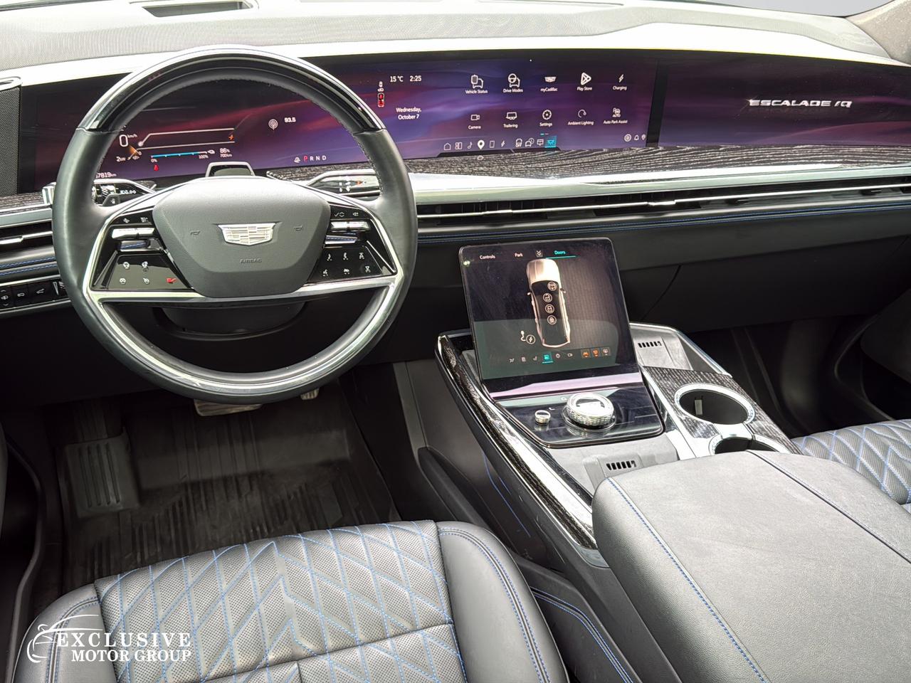 2025 Cadillac Escalade Luxury 1 Photo