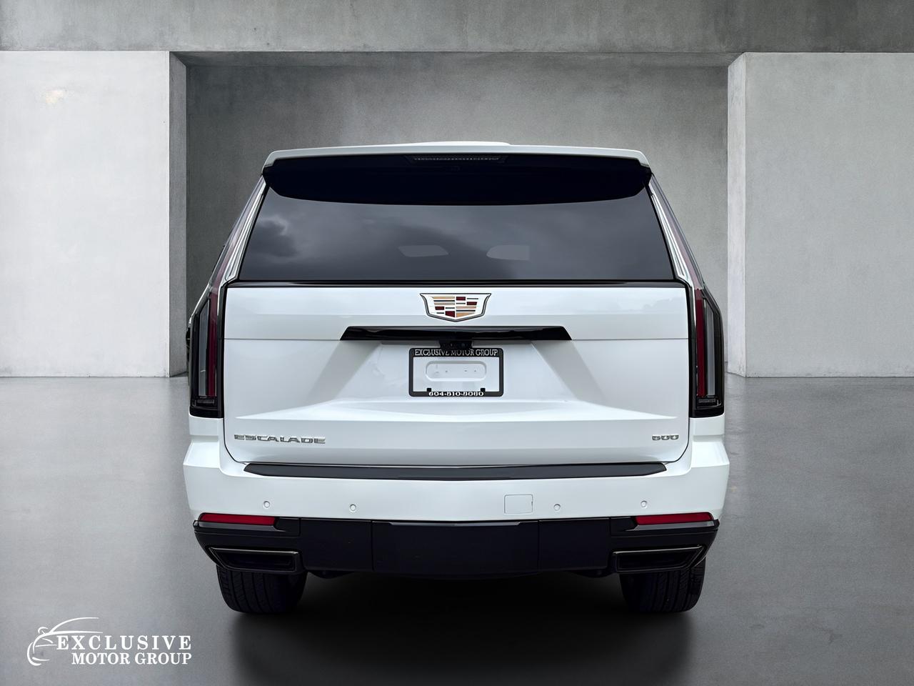 2025 Cadillac Escalade 4WD SPORT - Photo #5