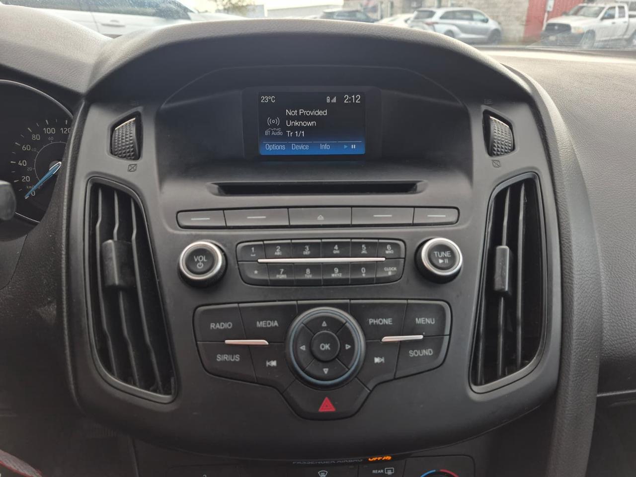 2017 Ford Focus 4DR SDN SE Photo