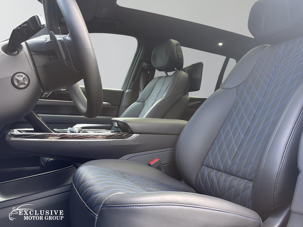 2026 Cadillac Escalade Sport - Photo #9