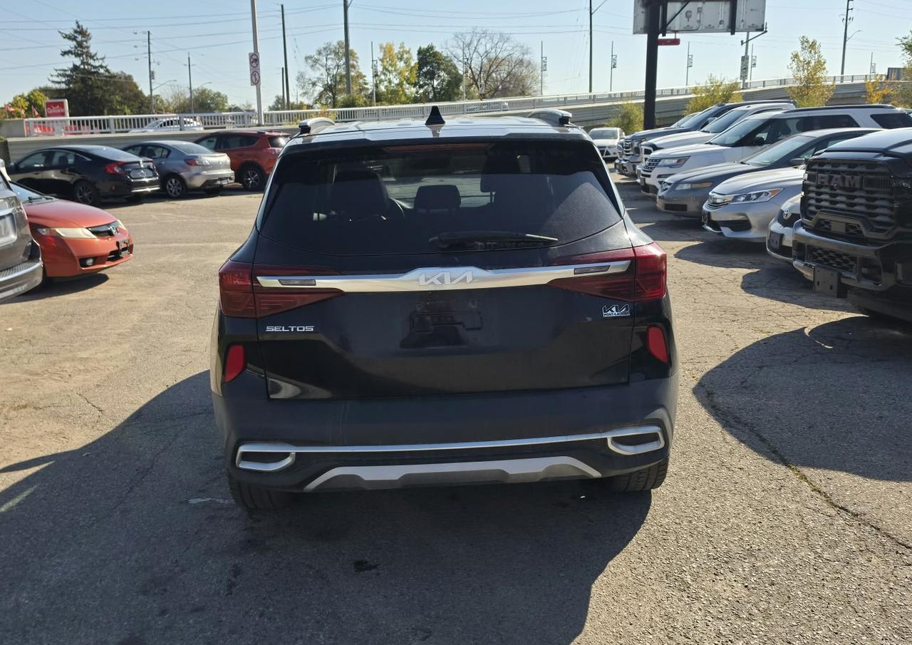 2022 Kia Seltos SX TURBO / NO ACCIDENTS / LEATHER / ROOF / NAV Photo2