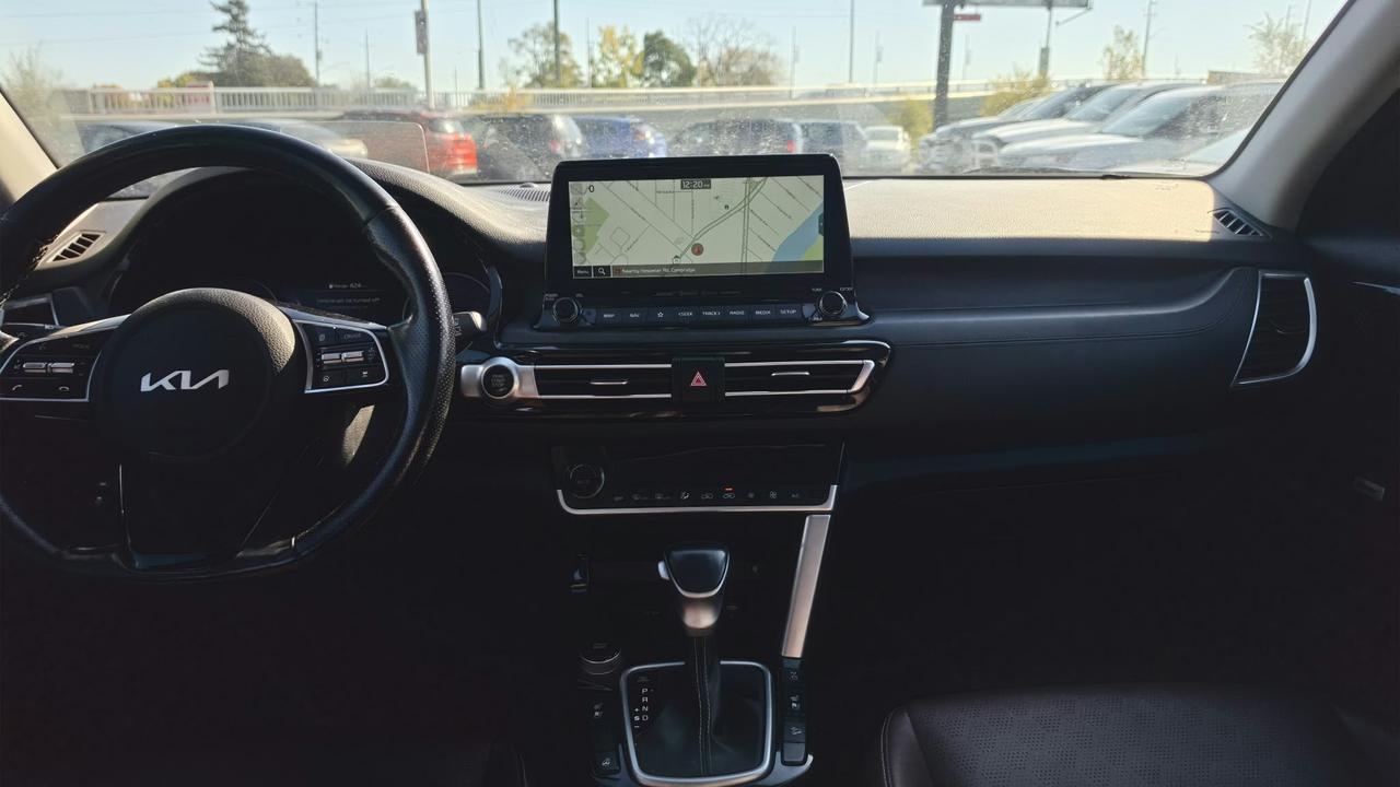 2022 Kia Seltos SX TURBO / NO ACCIDENTS / LEATHER / ROOF / NAV Photo
