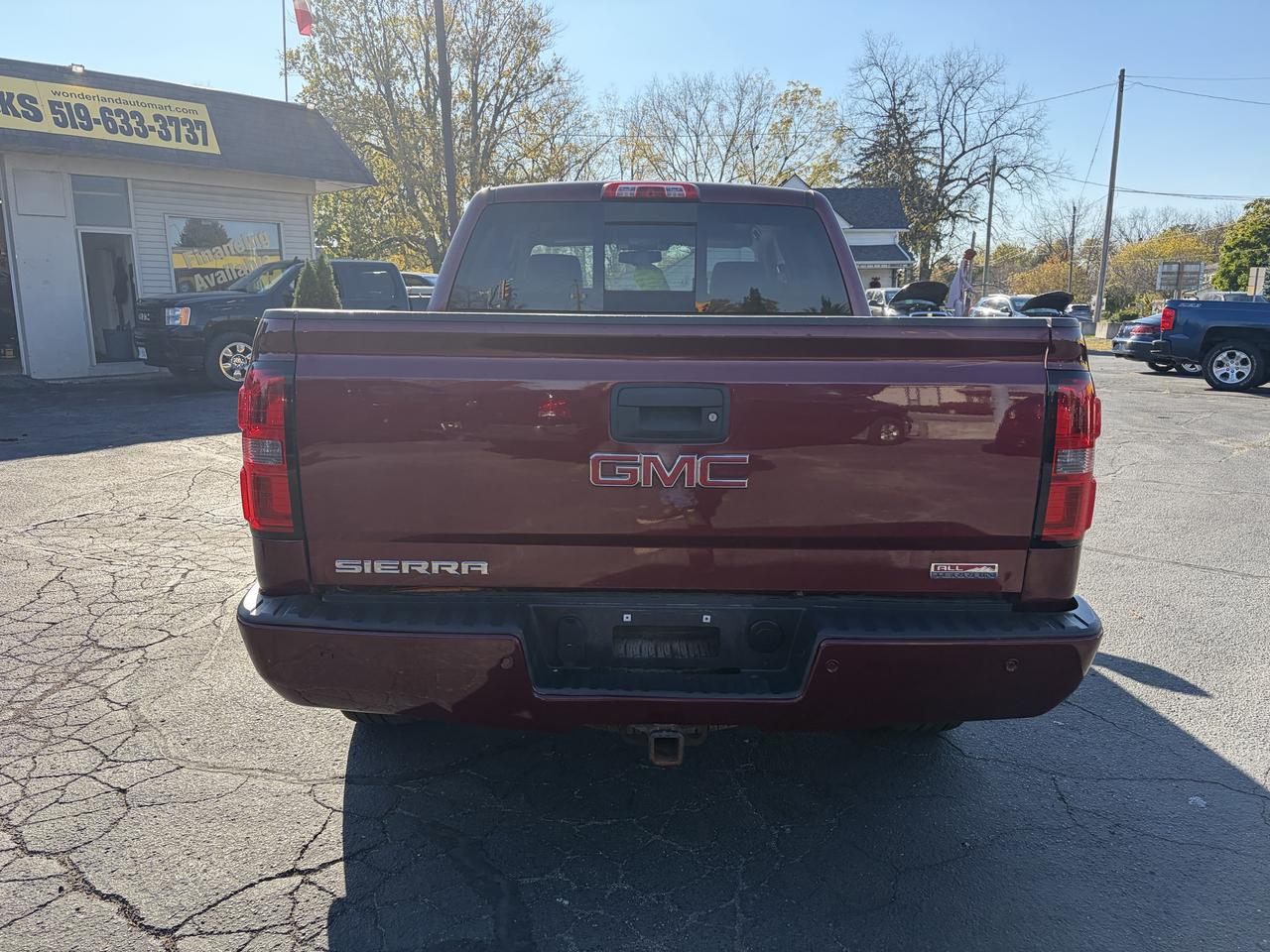 2014 GMC Sierra 1500 SLE Photo