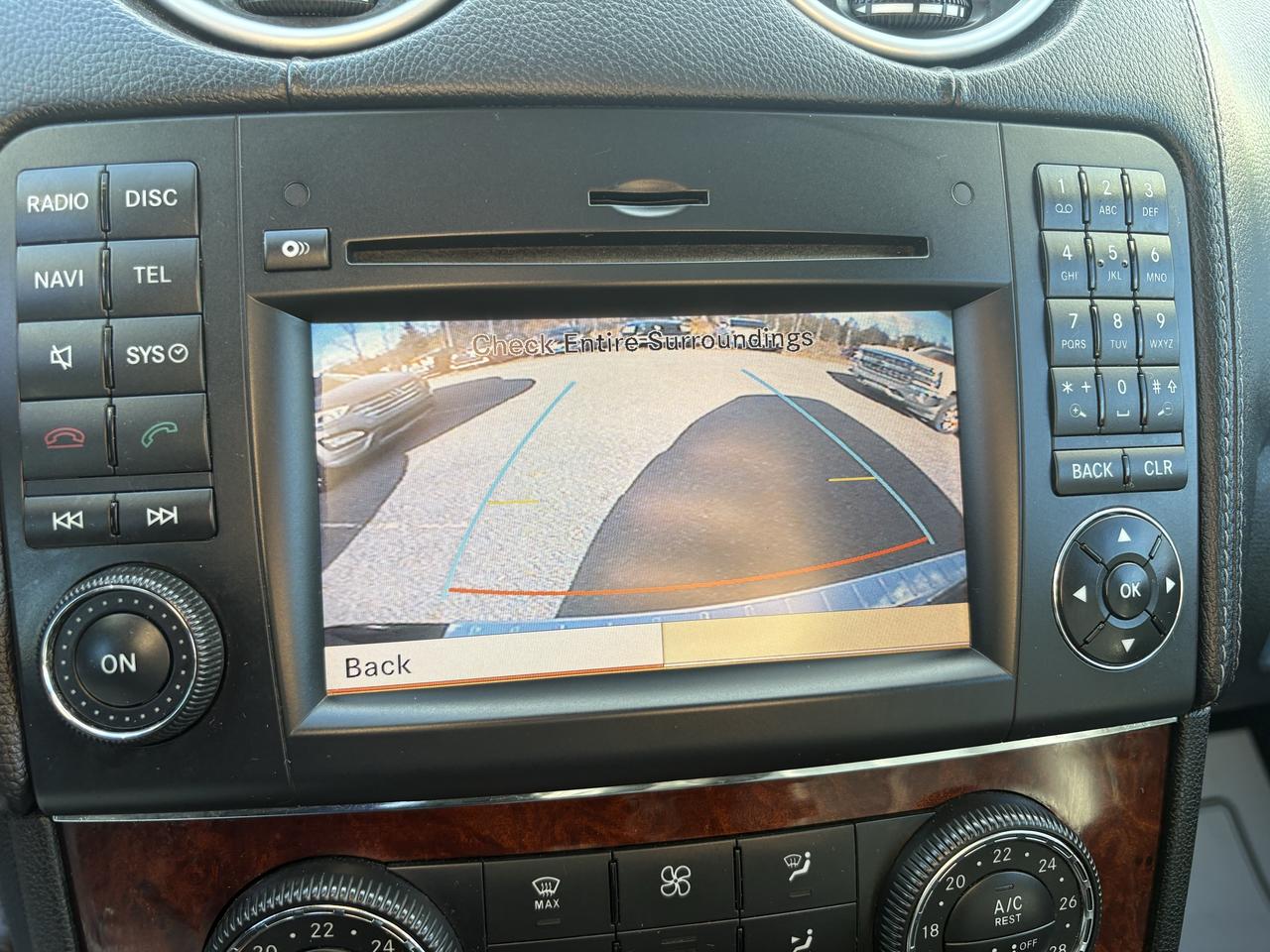 2011 Mercedes-Benz GL-Class GL 350 BlueTec Photo