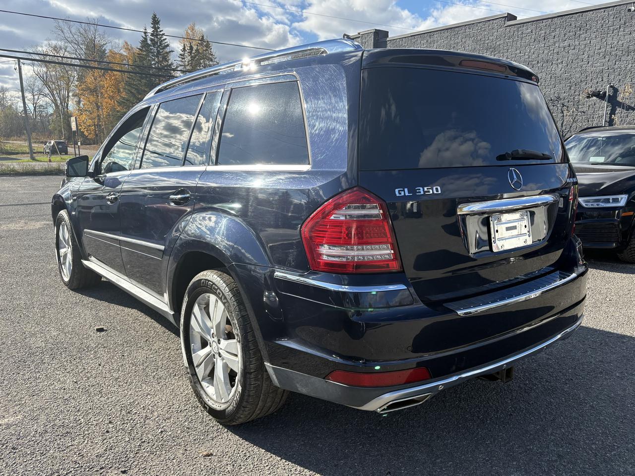 2011 Mercedes-Benz GL-Class GL 350 BlueTec Photo