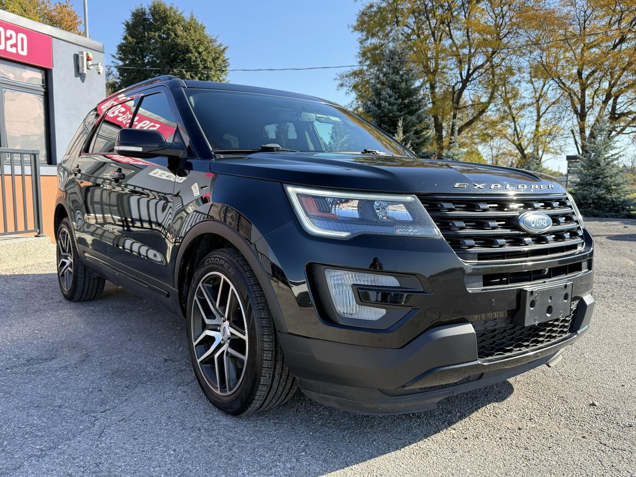 2017 Ford Explorer SPORT | 7 Passenger | Backup Camera | Sunroof Photo