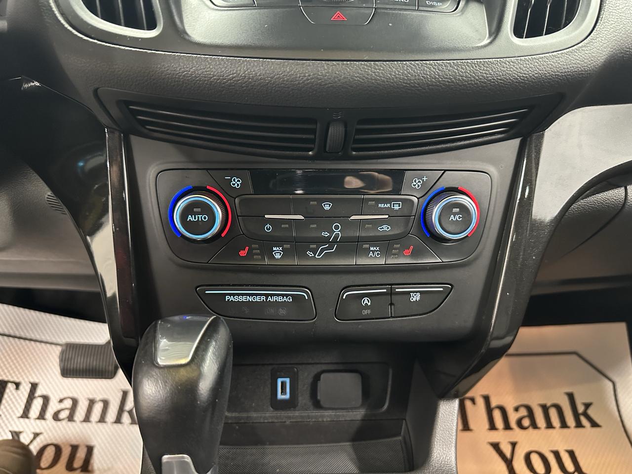 2017 Ford Escape 4WD 4dr SE Photo7