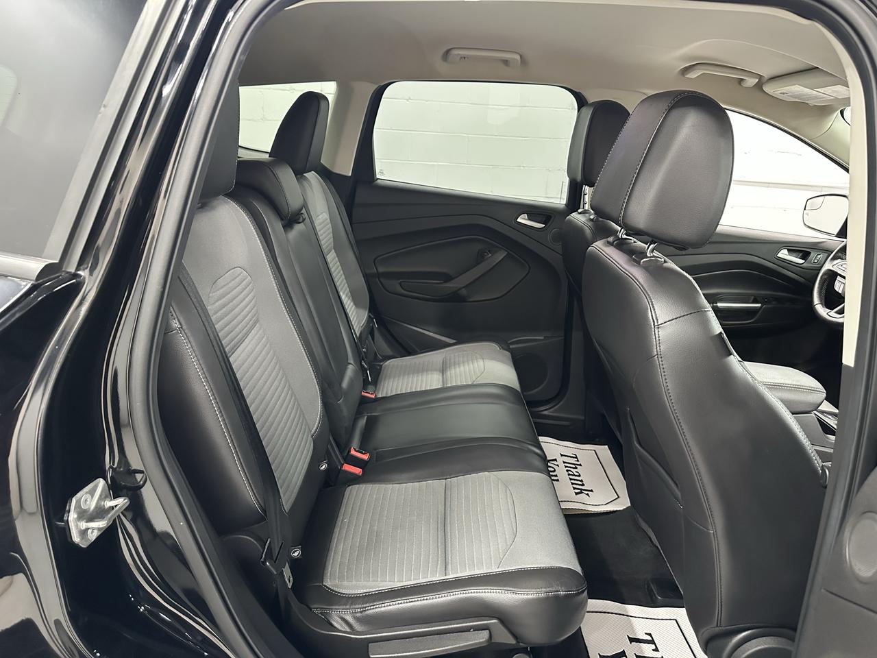 2017 Ford Escape 4WD 4dr SE Photo5