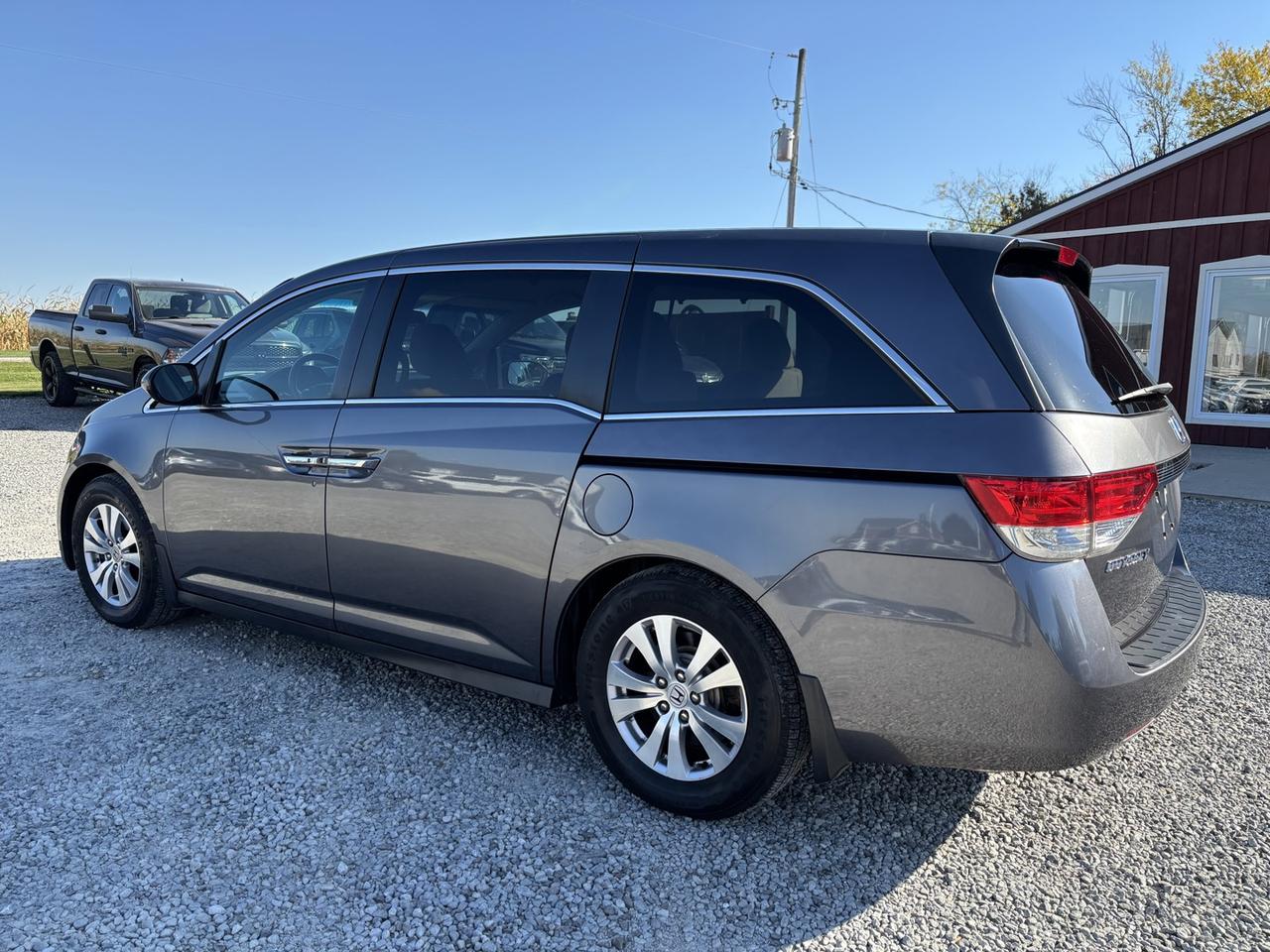 2016 Honda Odyssey EX Photo