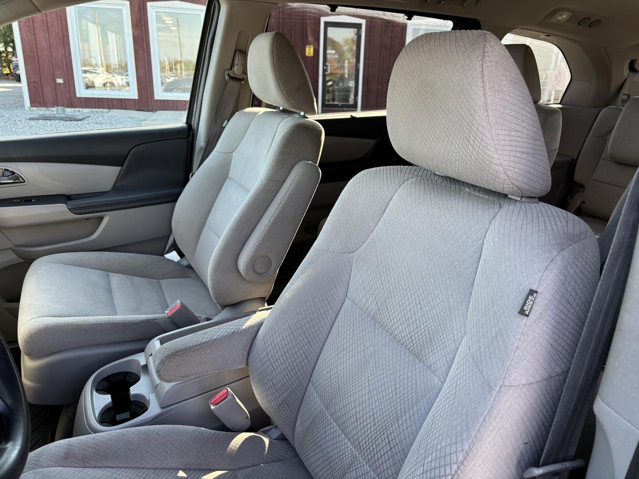 2016 Honda Odyssey EX Photo