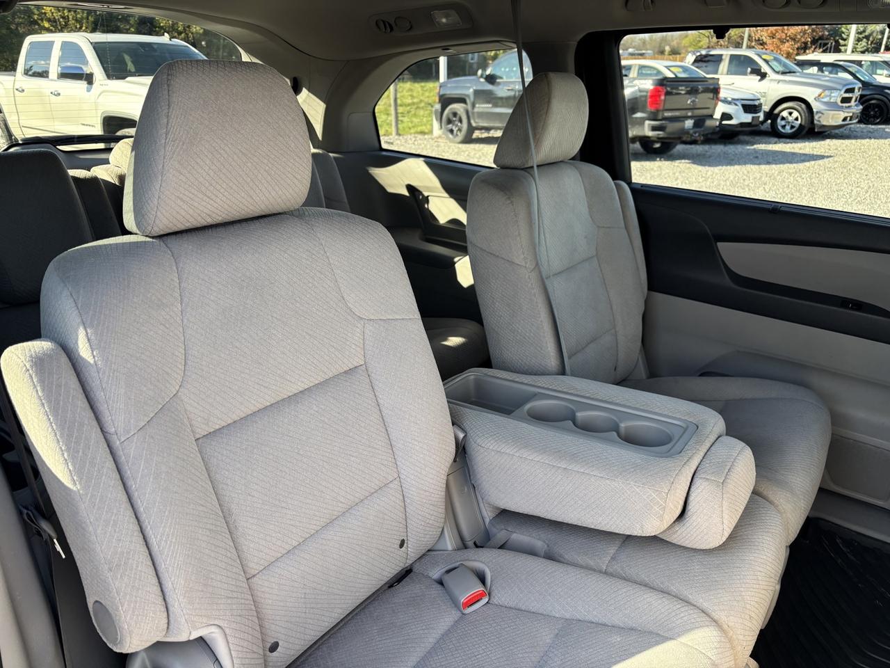 2016 Honda Odyssey EX Photo