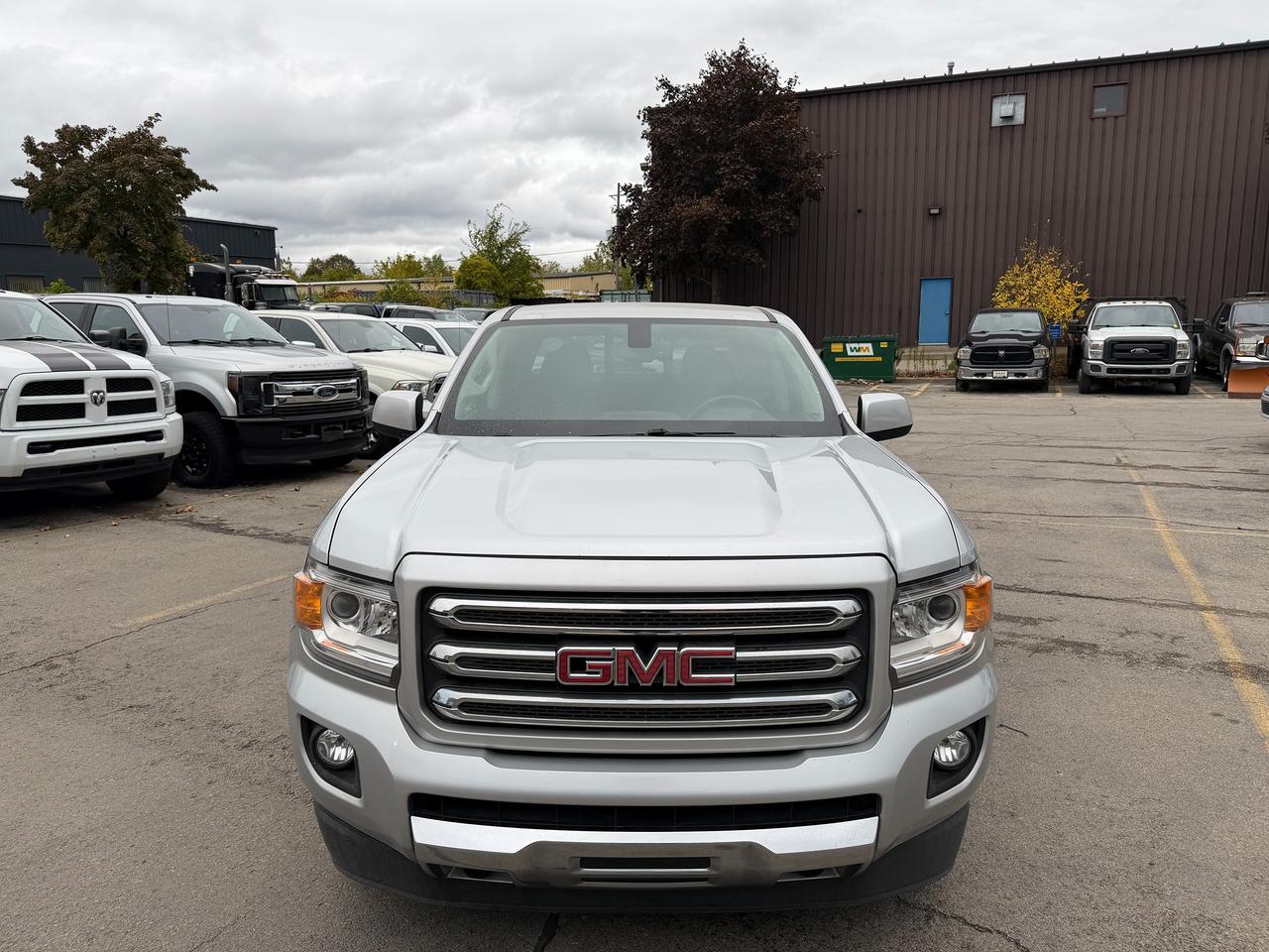 2017 GMC Canyon 4WD SLE Photo