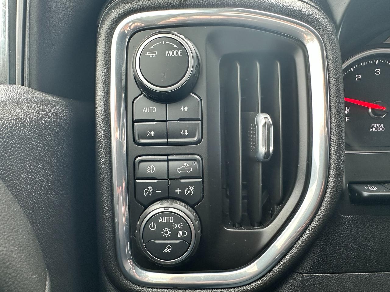 2021 Chevrolet Silverado 1500 LTZ 4x4 Crew6.2L HTD/CLD Leather XM NAV BOSE RvCam Photo