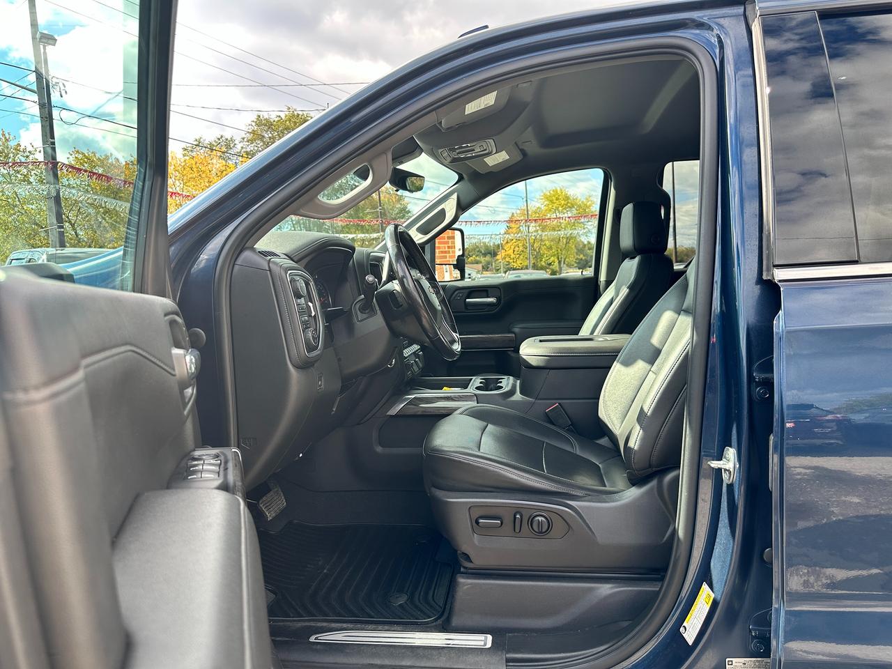 2021 Chevrolet Silverado 1500 LTZ 4x4 Crew6.2L HTD/CLD Leather XM NAV BOSE RvCam Photo