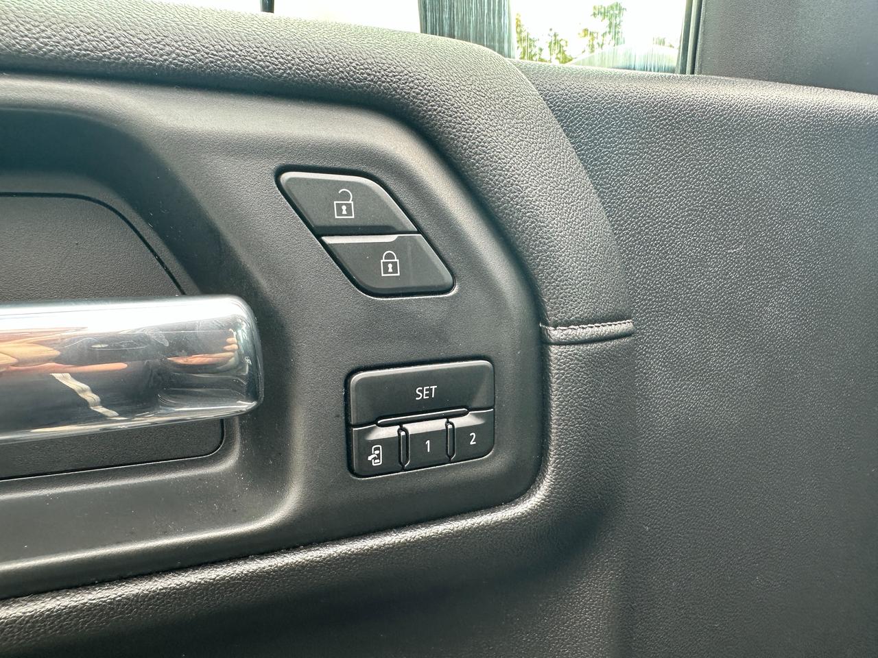 2021 Chevrolet Silverado 1500 LTZ 4x4 Crew6.2L HTD/CLD Leather XM NAV BOSE RvCam Photo