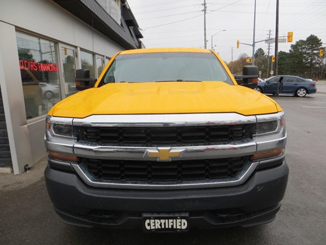 2016 Chevrolet Silverado 1500 CERTIFIED, 4X4, CREW, 6.6 FT BOX, 99K, CARGO TRAY Photo2