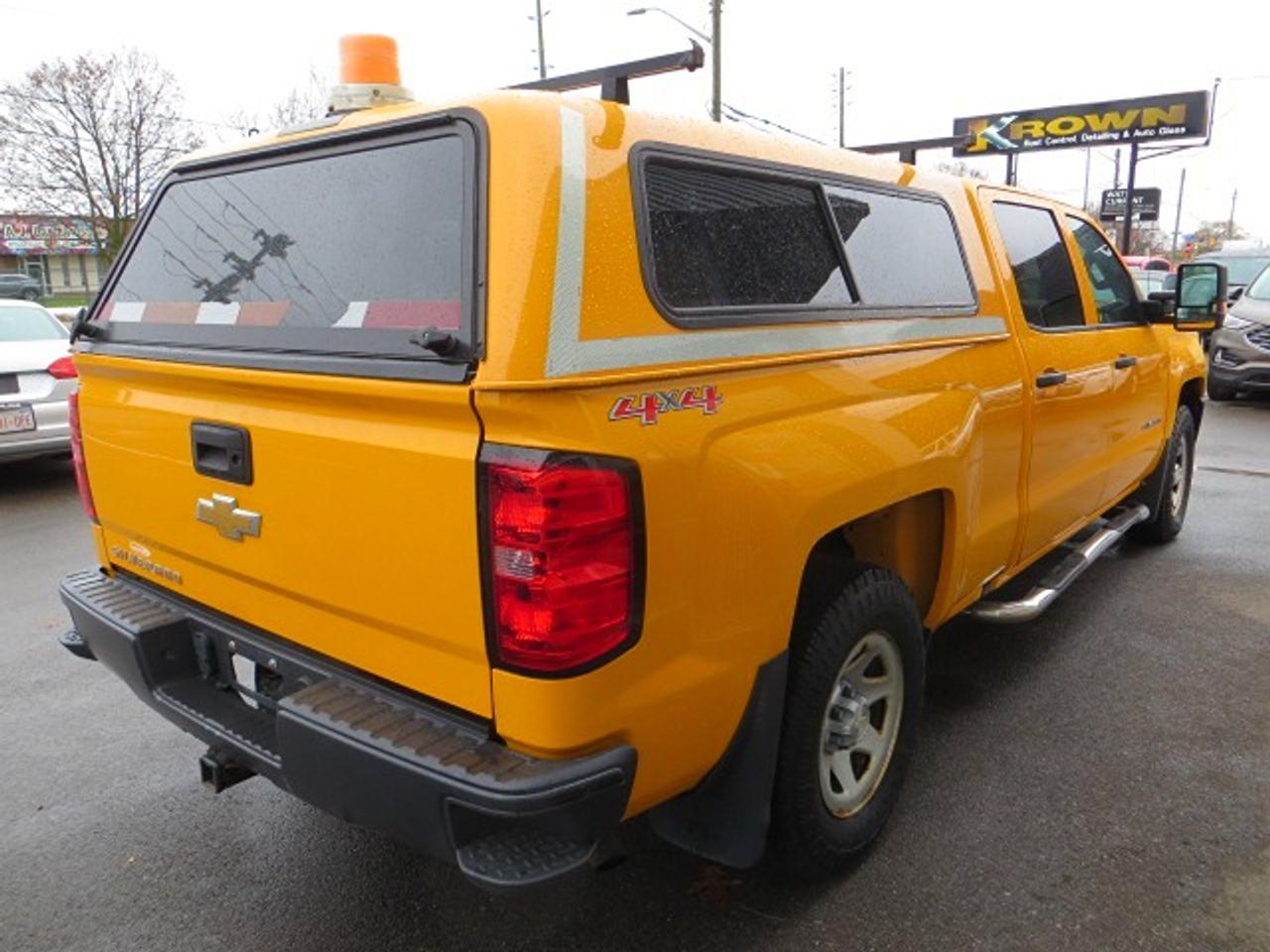 2016 Chevrolet Silverado 1500 CERTIFIED, 4X4, CREW, 6.6 FT BOX, 99K, CARGO TRAY Photo