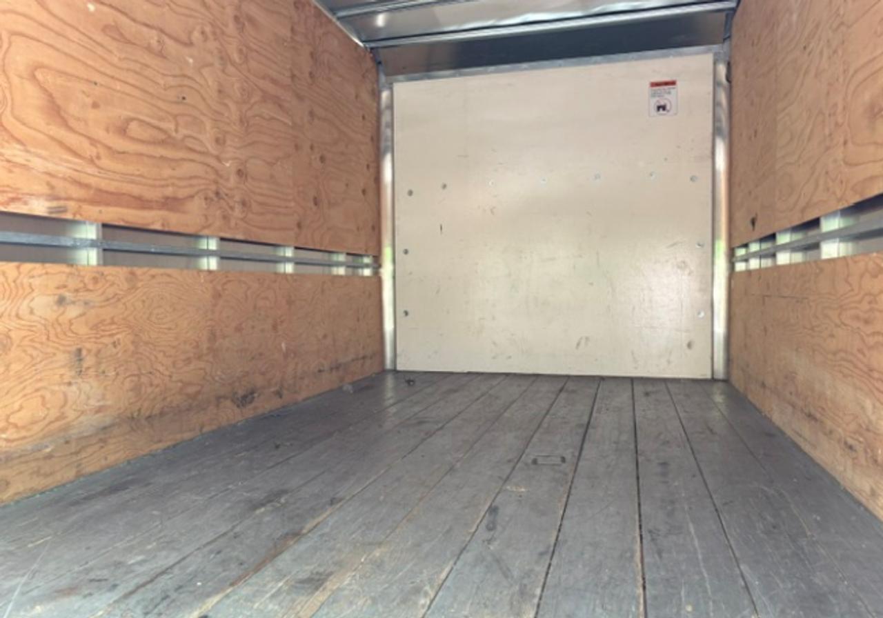 2024 Ford Transit T250 Photo3