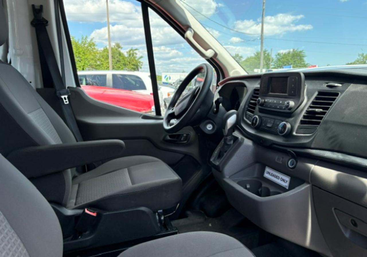 2024 Ford Transit T250 Photo