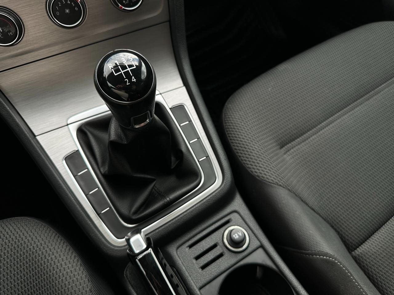 2017 Volkswagen Golf Trendline Manual HTD-Cloth XM Bluetooth BackupCam Photo