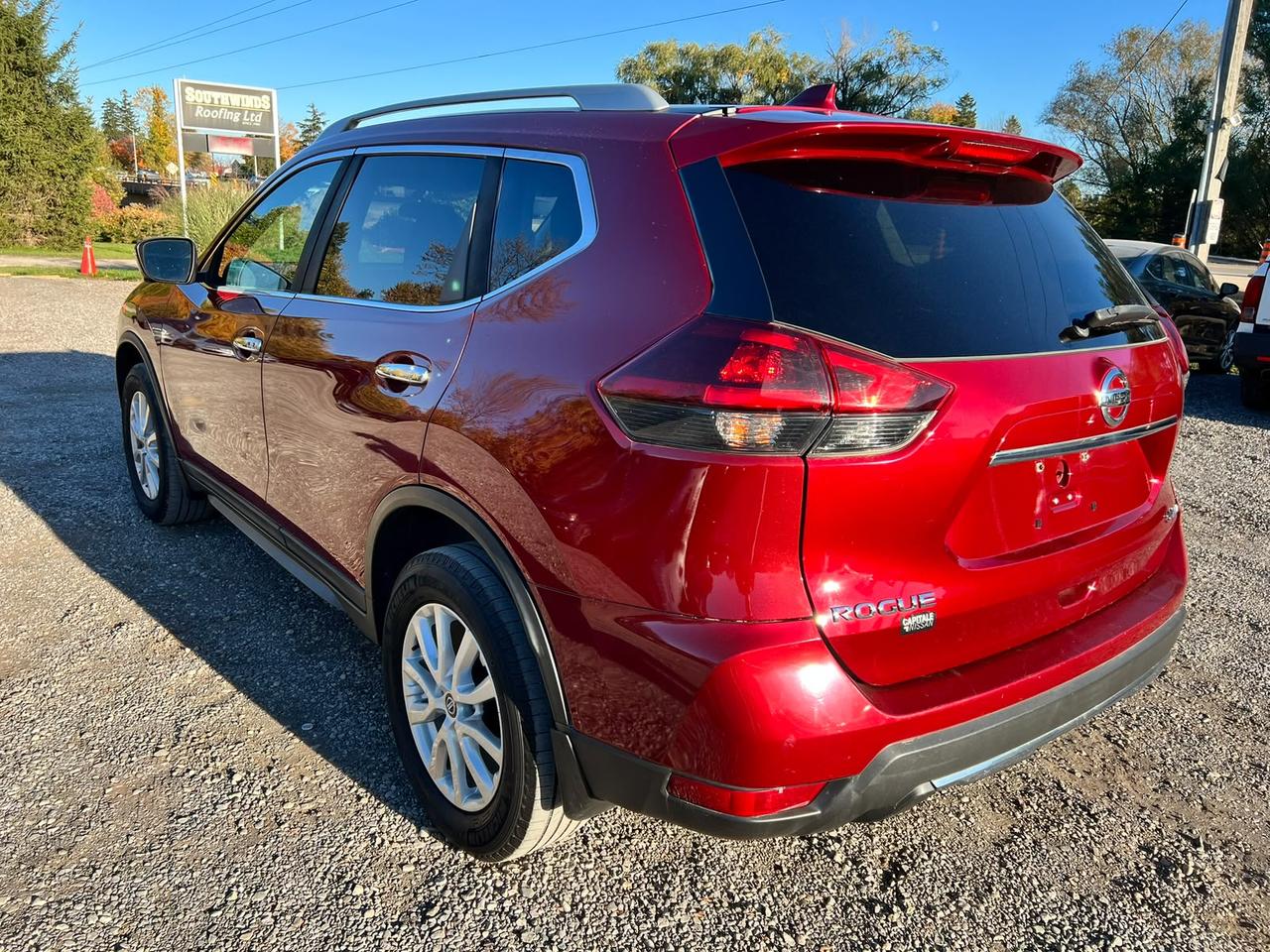 2018 Nissan Rogue AWD SV CERTIFIED Photo