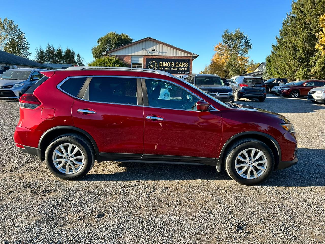2018 Nissan Rogue AWD SV CERTIFIED Photo