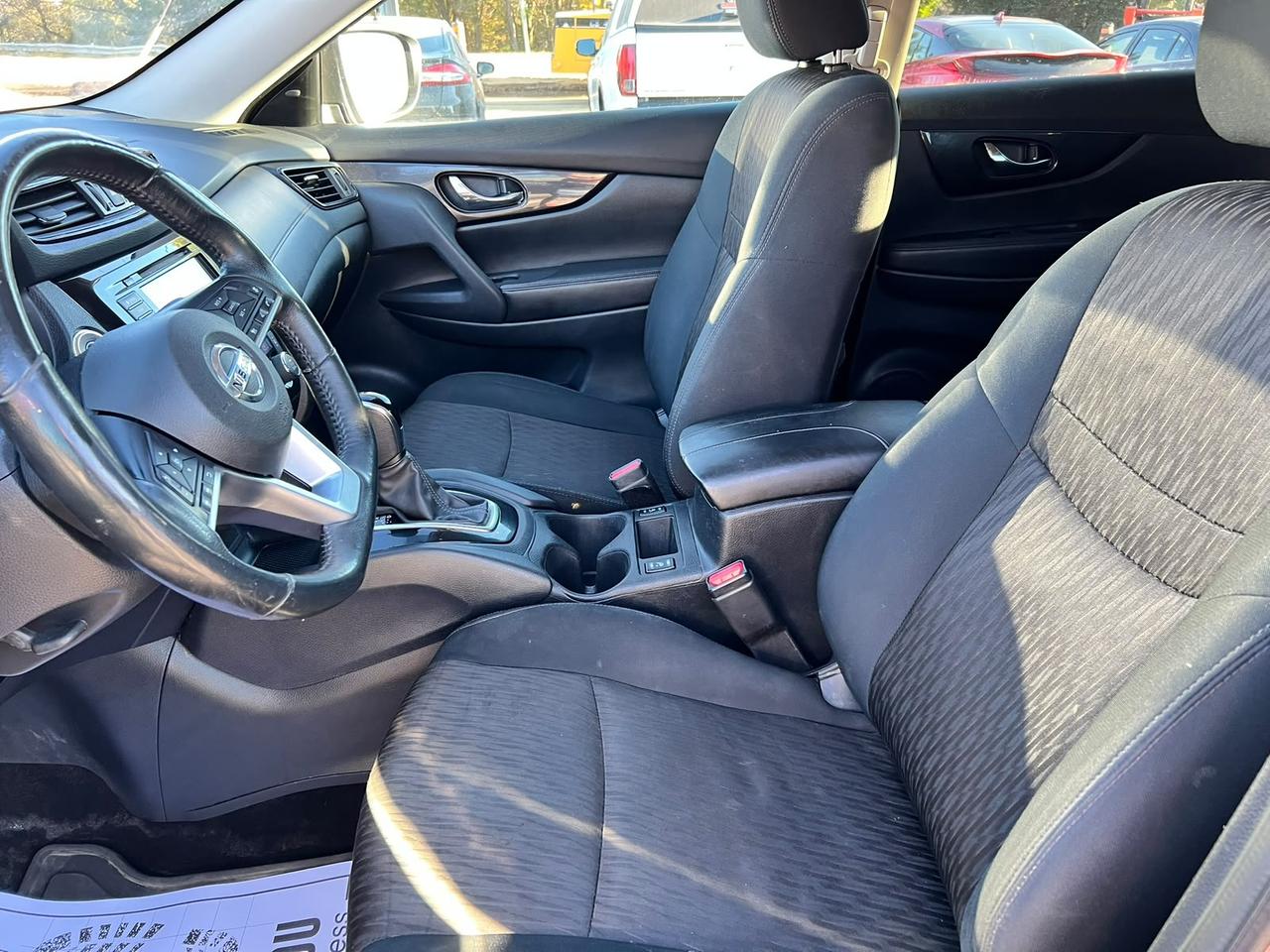 2018 Nissan Rogue AWD SV CERTIFIED Photo