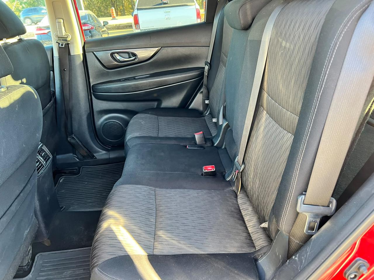 2018 Nissan Rogue AWD SV CERTIFIED Photo