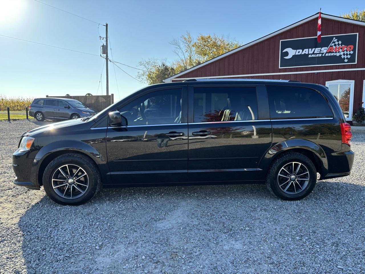 2017 Dodge Grand Caravan SXT SXT Photo