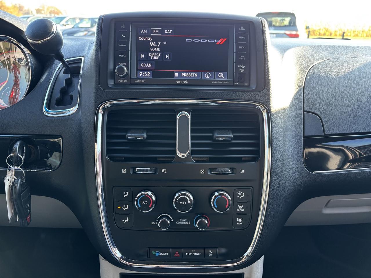 2017 Dodge Grand Caravan SXT SXT Photo