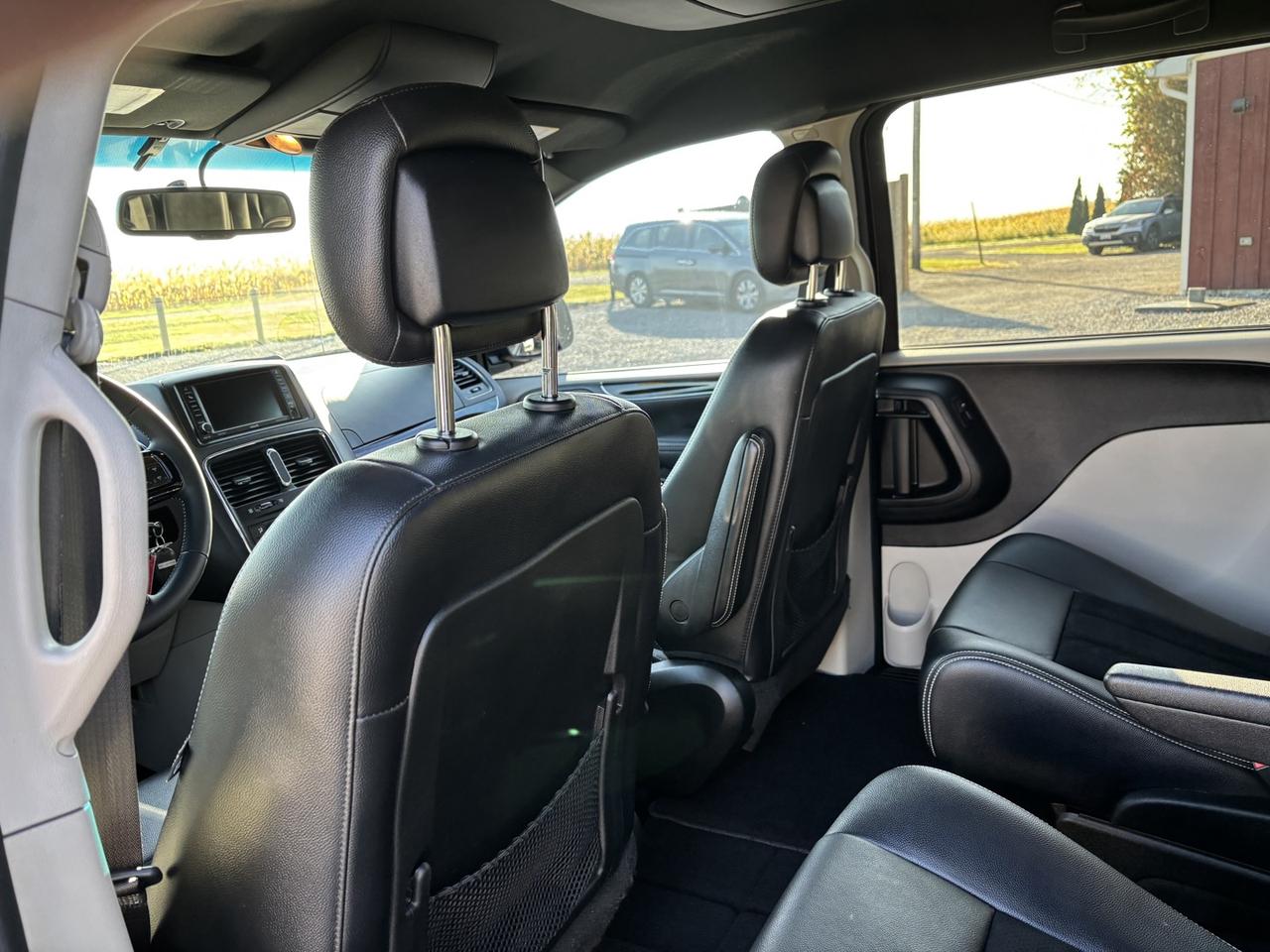 2017 Dodge Grand Caravan SXT SXT Photo