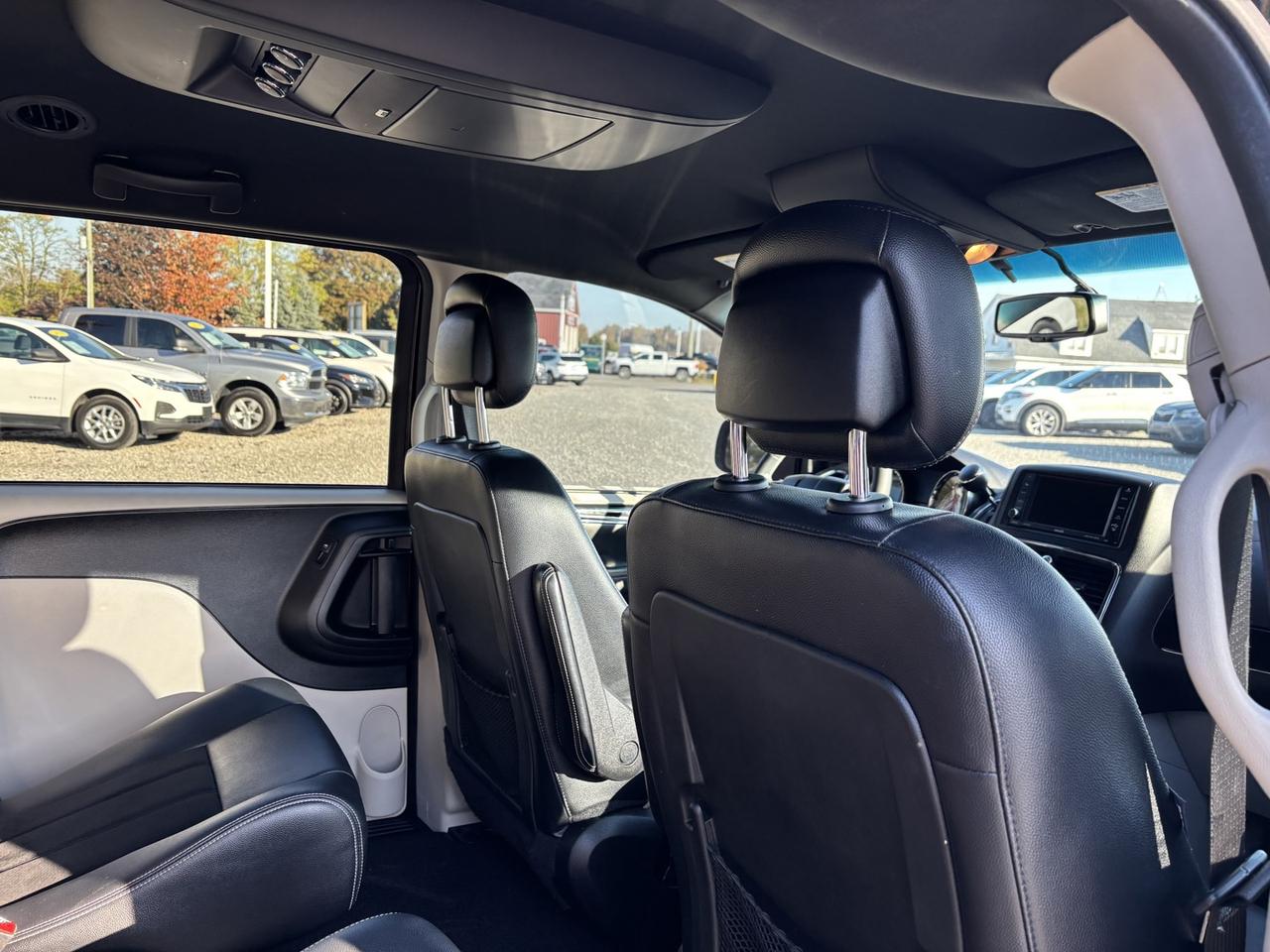 2017 Dodge Grand Caravan SXT SXT Photo